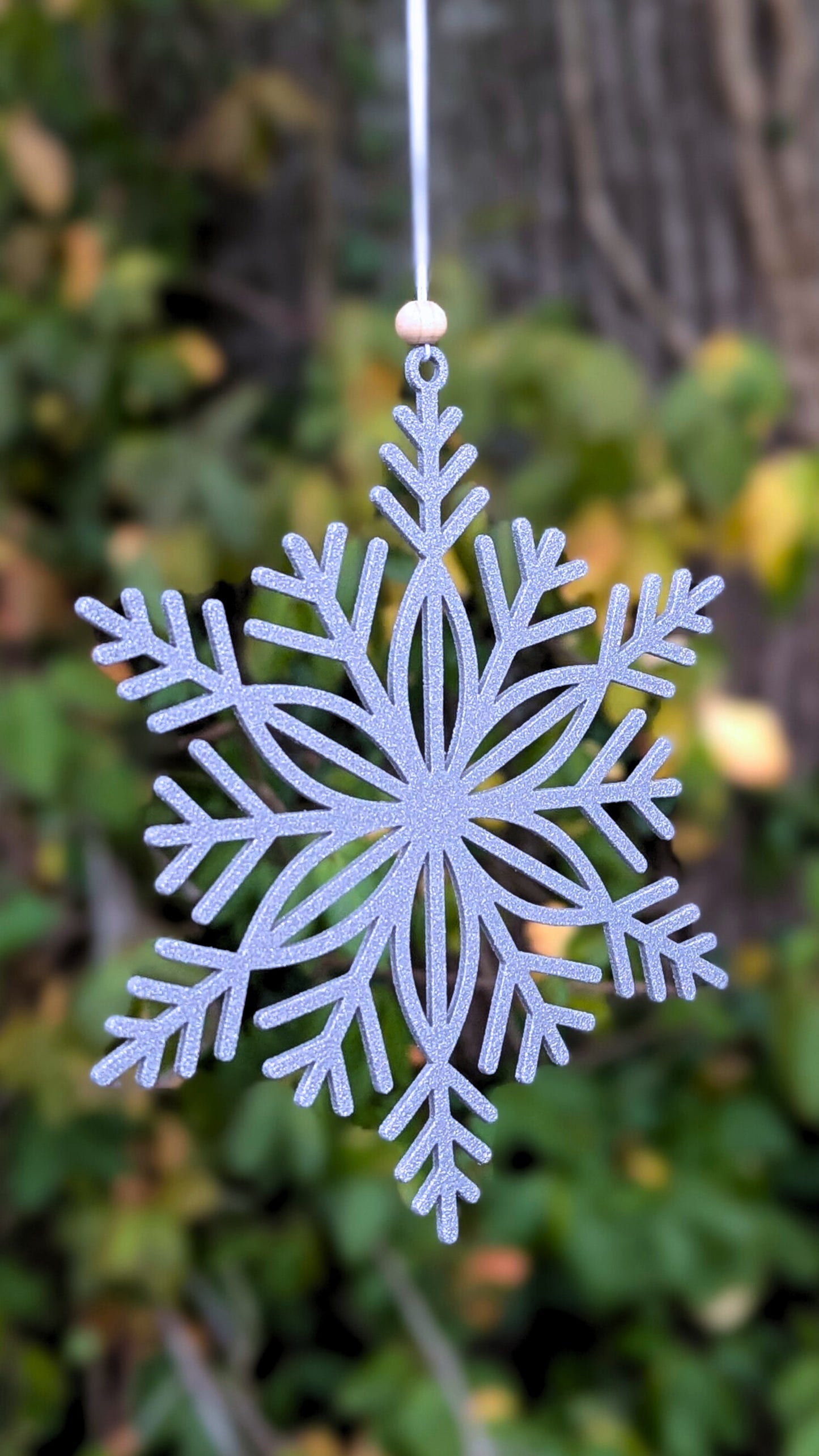 Aluminum Snowflake Holiday Ornament: 5-Pack