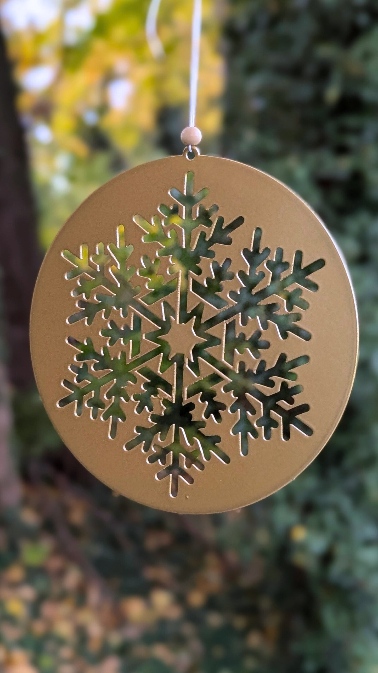 Aluminum Snowflake Holiday Ornament: 5-Pack
