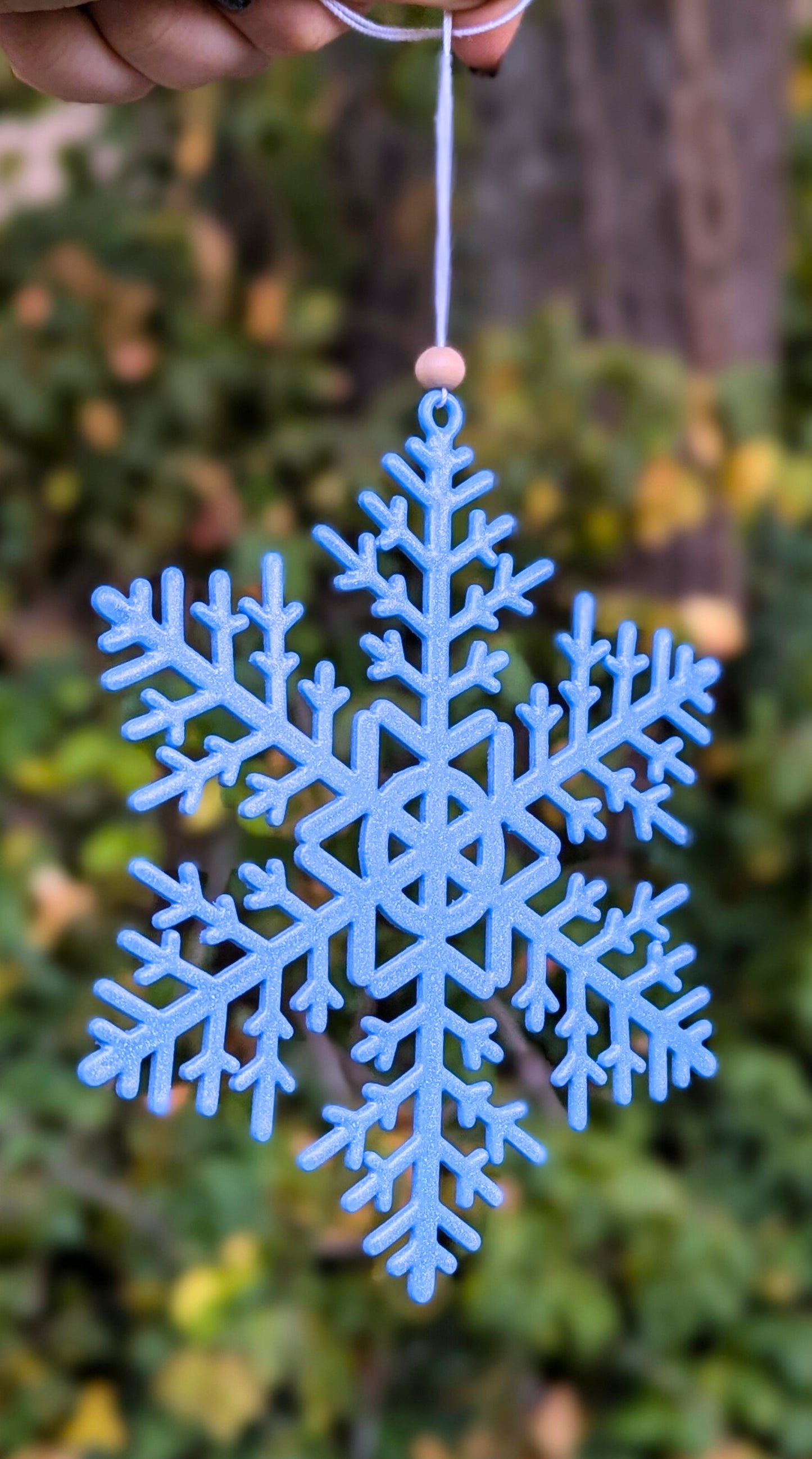 Aluminum Snowflake Holiday Ornament: 5-Pack