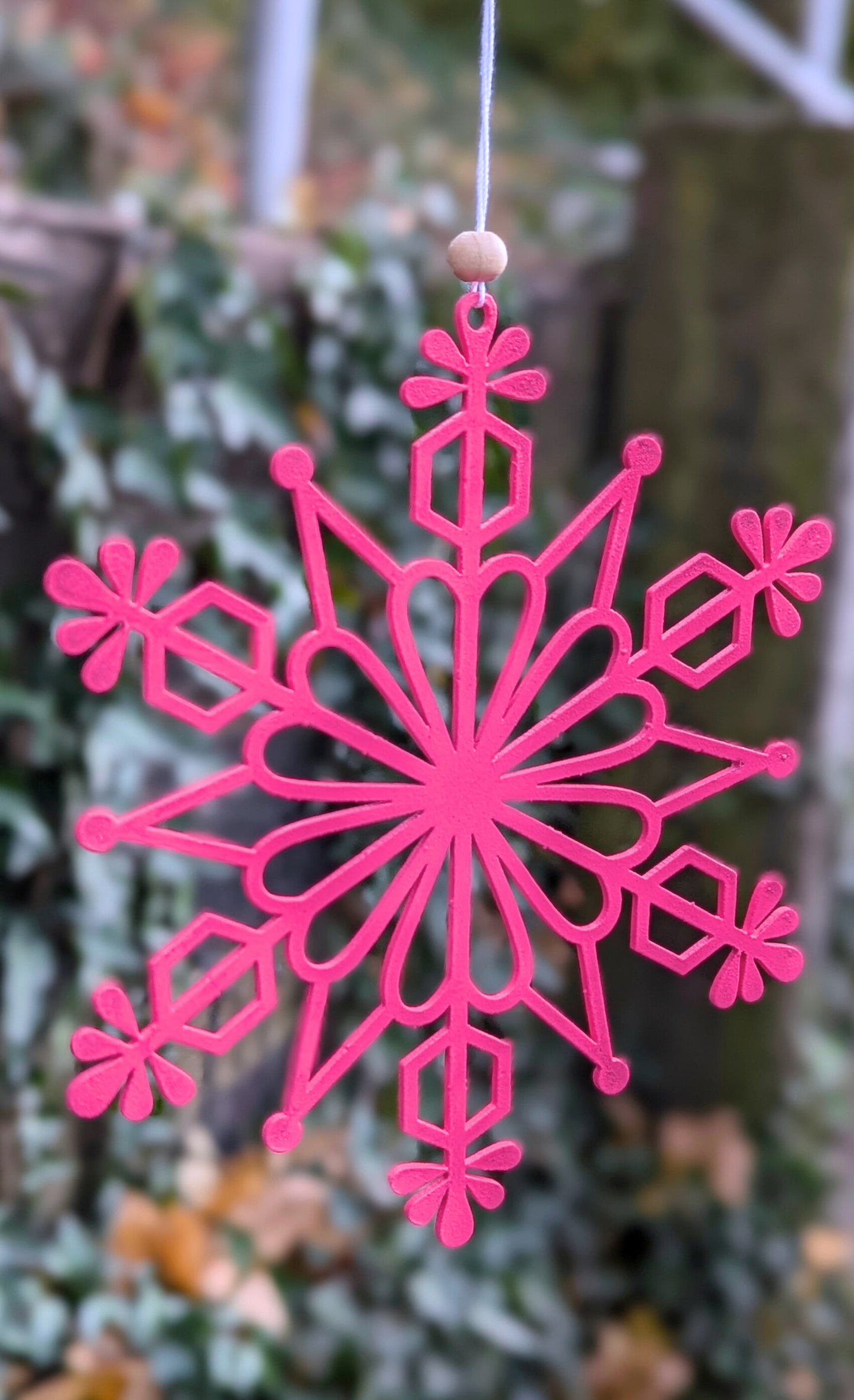 Aluminum Snowflake Holiday Ornament: 5-Pack