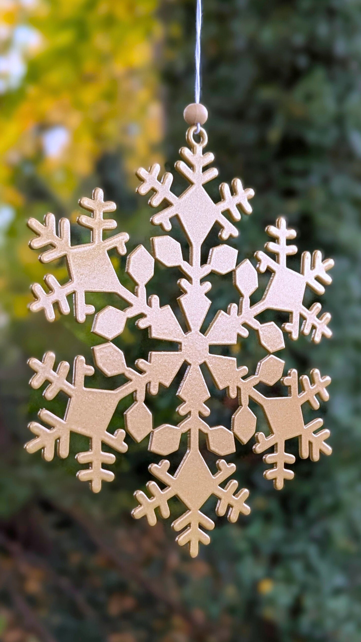 Aluminum Snowflake Holiday Ornament: 5-Pack